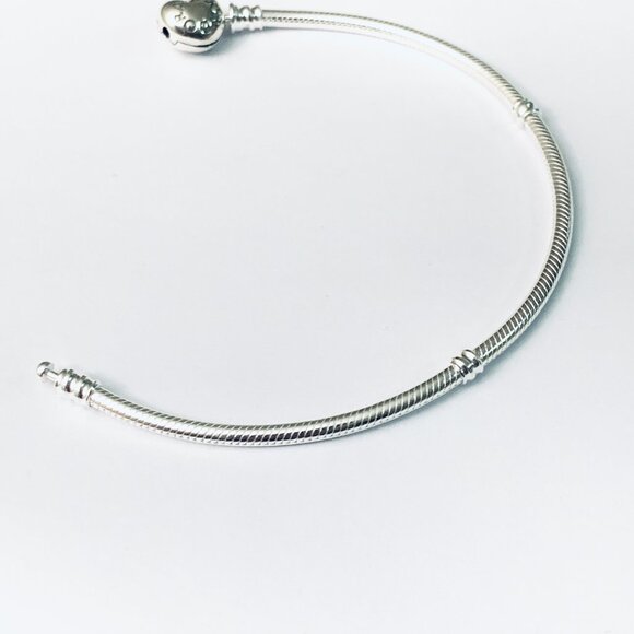 Authentic Pandora Silver HEART CLASP Snake Bracelet - Picture 8 of 11